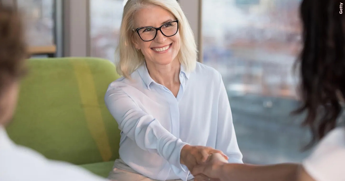 How To Close An Interview To Land The Job – RobinRyan.com